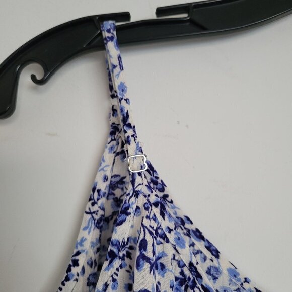 H&M White Blue Floral Button Tie Front V Neck Sleeveless Strap Tank Top Sz Small - Picture 5 of 10